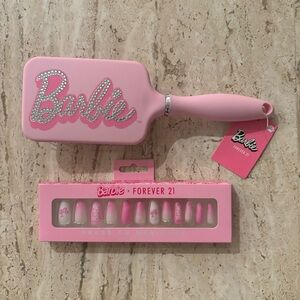NWT Barbie Pink Hairbrush and Nail Set